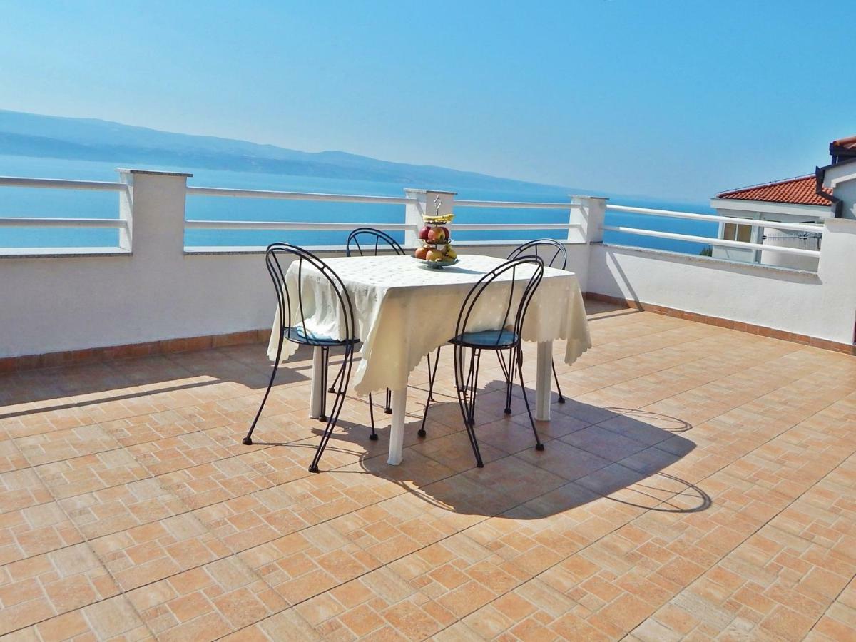 Apartment Kovacic Omiš Dış mekan fotoğraf