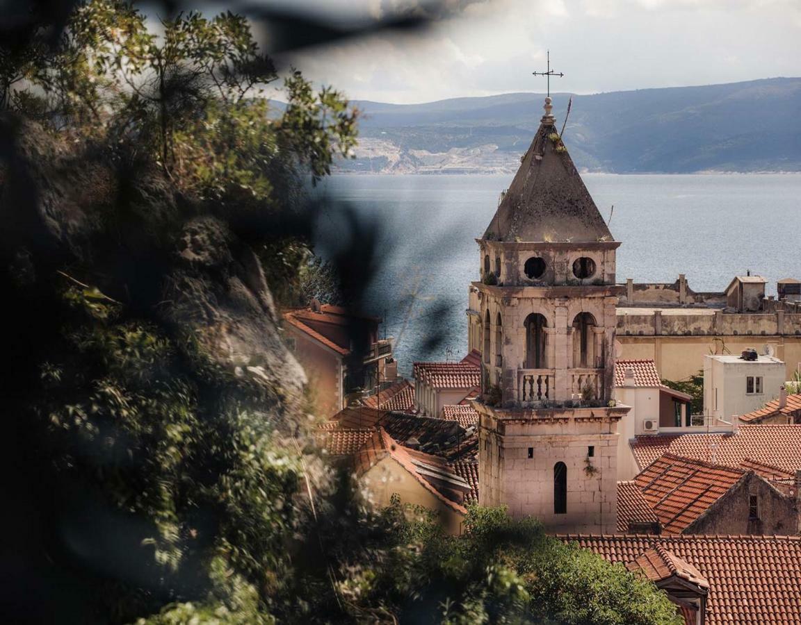 Apartment Kovacic Omiš Dış mekan fotoğraf